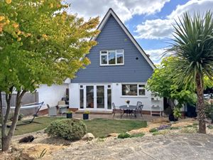 Photo 25- click for photo gallery